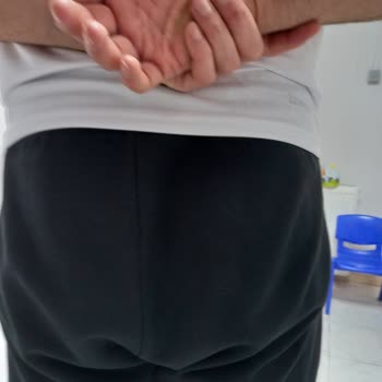 Adidas Eşofman Altında Kalitesiz Kumaş Sorunu