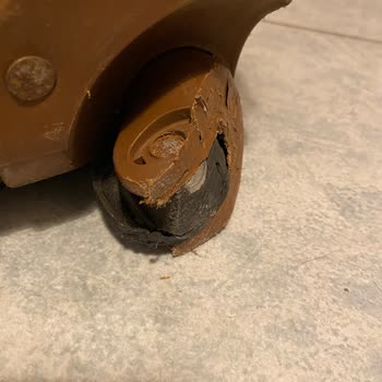 Turkish Airlines Damaged My Suitcase and Refuses to Resolve Without a Repair Report