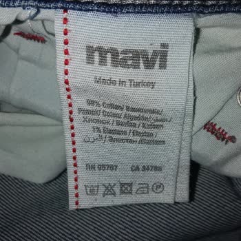 Mavi Jeans Kot Pantolonların Hızlı Deformasyonu