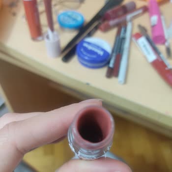 Pastel Gloss Ürünü Kullanılamaz Durumda Geldi