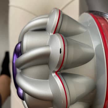 Dyson V8 Süpürge İle İletişim Sorunları