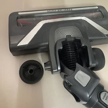 Tefal Süpürge Tekerleği Kırıldı, Yedek Parça Yok, Yüksek Maliyet