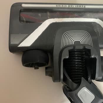 Tefal Süpürge Tekerleği Kırıldı, Yedek Parça Yok, Yüksek Maliyet