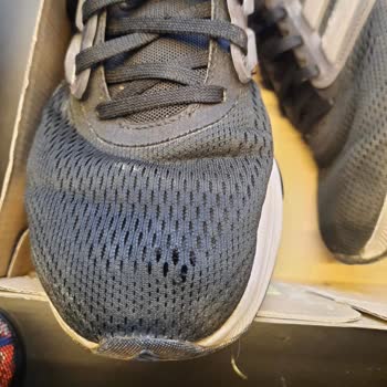 Adidas Ayakkabıda Kalite Sorunu Ve Yetersiz Garanti Hizmeti