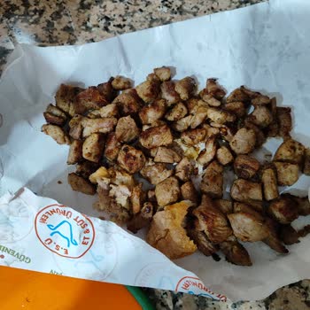 Dana Eti Mi, Kanatlı Hayvan Tadı Mı?