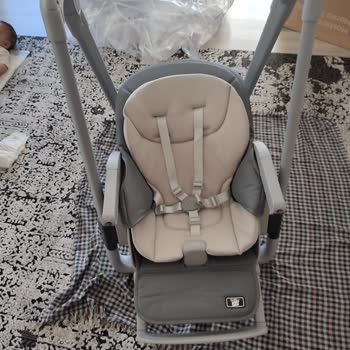 Kırık Mama Sandalyesi Ve Patlak Ürünler: E-bebek'te Mağduriyet