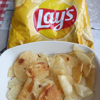 Lays: Покупаю чипсы, но они сгоревшие