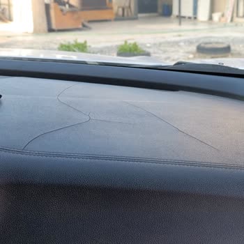 Kia Sportage Torpido Çatlağı: Kronik Sorun