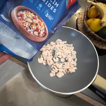 Dardanel Karides İçinden Plastik Parça Çıktı