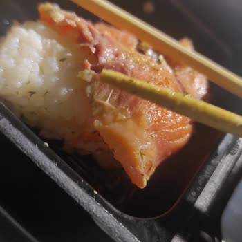 Bozuk Somon Nigiri İle Hayal Kırıklığı