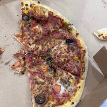 Domino's Pizzada Malzeme Eksikliği