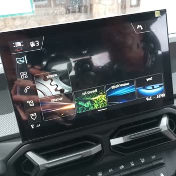 Renault Duster'da Çözülemeyen Yazılım Sorunu Ve Güvenlik Endişesi