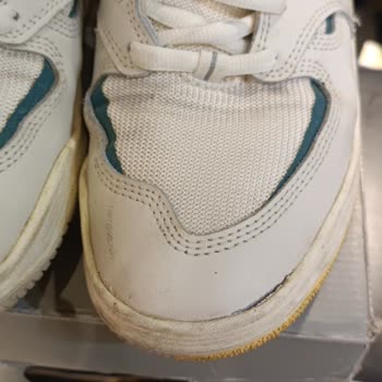New Balance Ayakkabıda Beklenmedik Açılma Problemi
