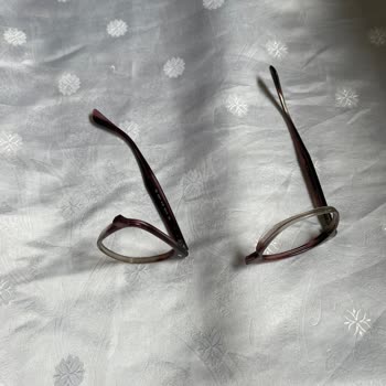 Ray-Ban: Очки сломались при чистке