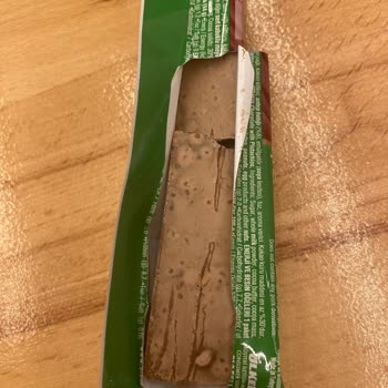 Küflenmiş Ülker Antep Fıstıklı Çikolata Mağduriyeti