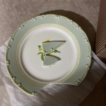 Kırık Tabak Şoku!