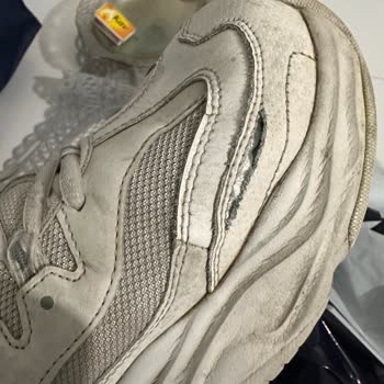 Skechers Ayakkabıda 5 Ayda Dikiş Açılması Sorunu