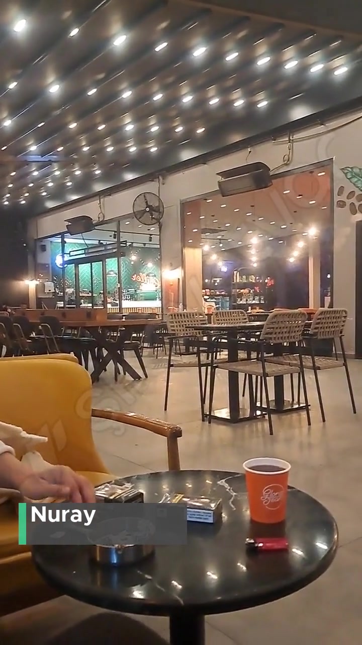 Gloria Jean's Coffees  Mağduriyeti! videonun kapak resmi