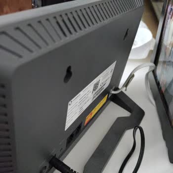 Sürekli İnternet Kesintileri Ve Yetersiz Müşteri Hizmetleri