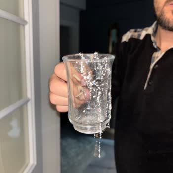 Kurtlanan Deterjan: Evimi Kurtlar Bastı!