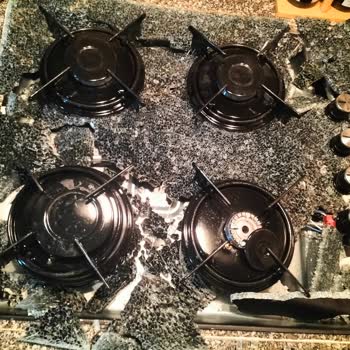 Patlayan Ocak Camı Tehlike Saçıyor!