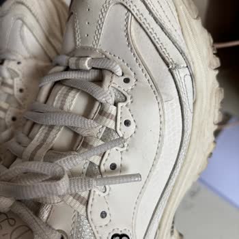 Skechers D'Lites From SuperStep Tore Within 6 Months, Warranty Denied