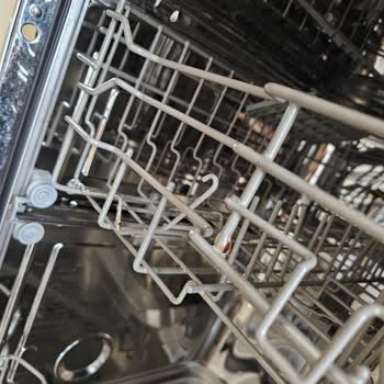 Paslanan Ve Kırılan Bulaşık Makinesi Sepetleri