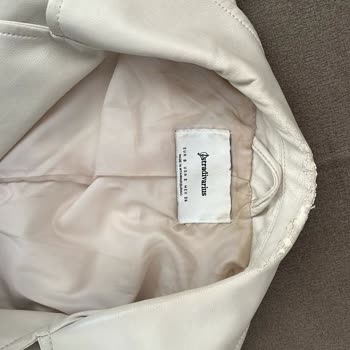 Stradivarius Ceket Kalitesizliği Ve Yetersiz Müşteri Hizmeti