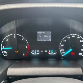Ford Custom Araçta Tekrarlayan Motor Arızaları Ve İlgisiz Servis