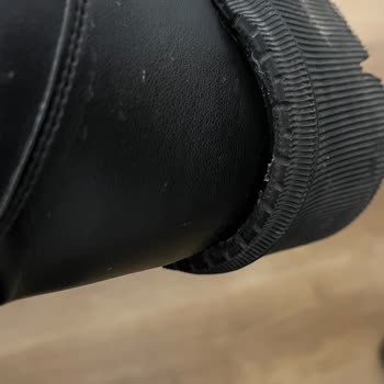 Prev Jill Botlarda Sürekli Taban Açılması Sorunu