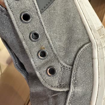 Yağmurlu Günlerin Felaketi: Paslı Ayakkabı