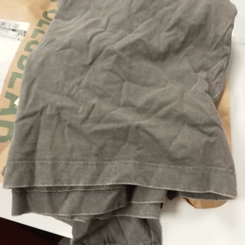 Özensiz Paketleme Şoku: Pull&Bear Hayal Kırıklığı