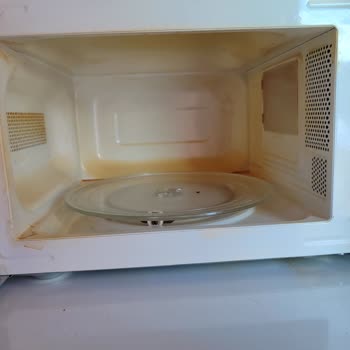 Beko Ürünlerinde Hayal Kırıklığı: Mikrodalga Ve Elektrik Süpürgesi Sorunları