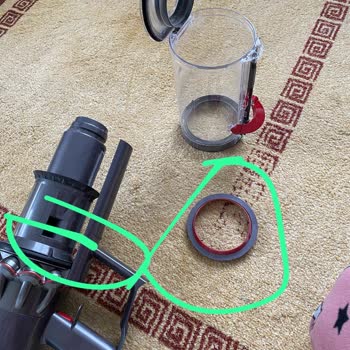 Dyson'da İlk Kullanımda Çöp Haznesi Sorunu