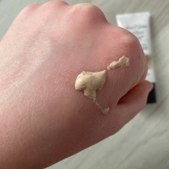 Bozuk Fondöten Ve Gratis'in İlgisizliği