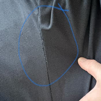 Süvari Pantolonlarında Dikiş Ve Leke Sorunu