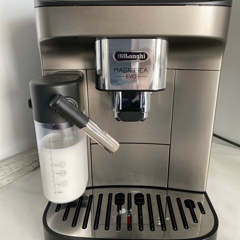 Sütü Isıtmayan Ve İlgisiz Servis: Delonghi Magnifica Evo Hayal Kırıklığı