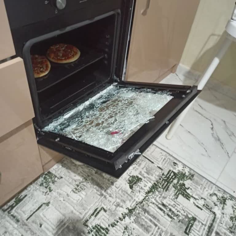 Patlayan Fırın Camı Ve İlgisiz Servis Hizmeti