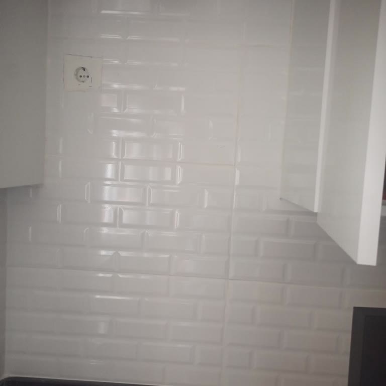 Yanlış Yönlendirme Yüzünden Mobilyamı Delmek İstemiyorum!