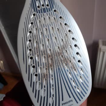 Philips Ütüde Kalıcı Taban Sorunu Ve Cevapsız İletişim
