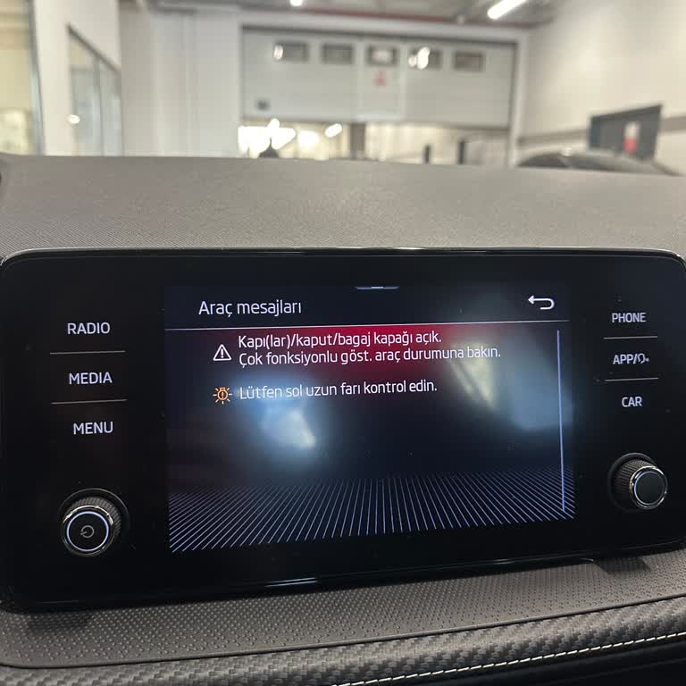 Skoda Fabia'nın Far Arızası Çözülemiyor