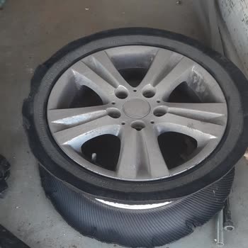 Petlas Lastik Güvenilirliği Sorgulanıyor