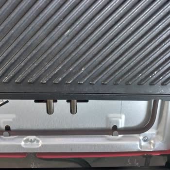 Tefal Tost Makinesi: Kalitesiz Plaka Yüzeyleri Ve Tasarım Hatası