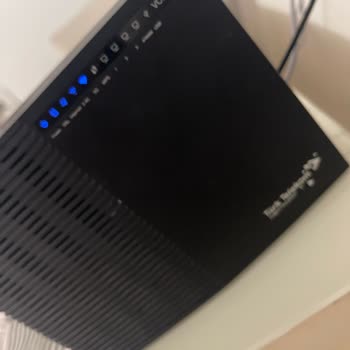 Türk Telekom'dan Hayal Kırıklığı: İnternet Çekmiyor, Müşteri Hizmetleri Çözüm Sunmuyor