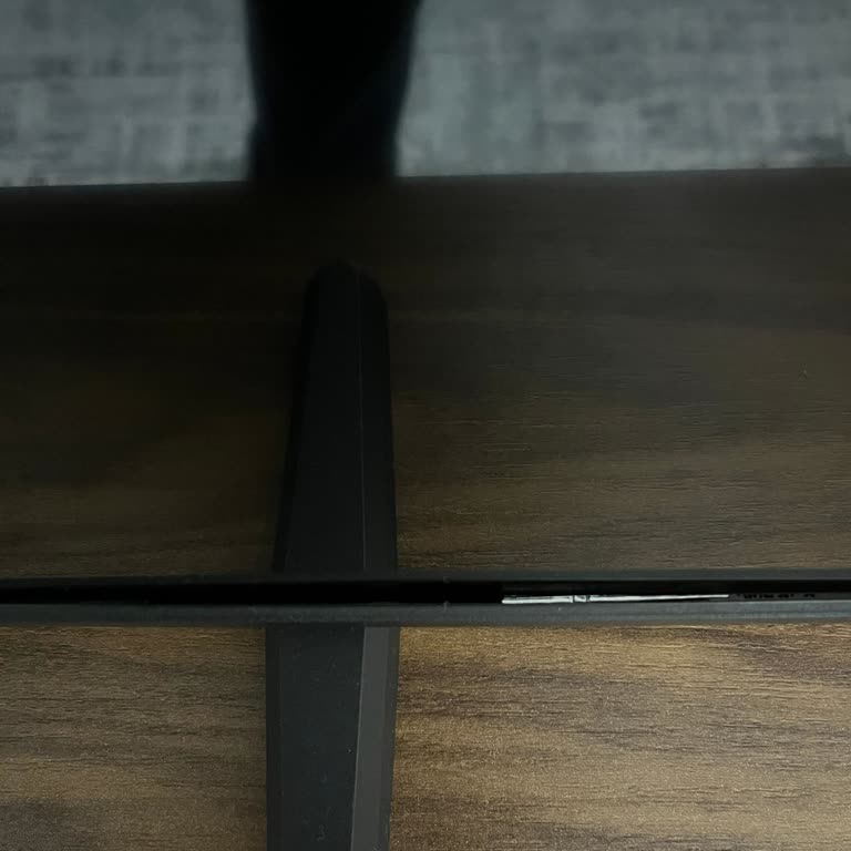 Vestel TV'de Üretim Hatası: Ekran-Kasa Boşluğu Sorunu