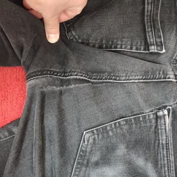 Kaliteli Diye Aldığım Kot Pantolon Hayal Kırıklığı Yarattı