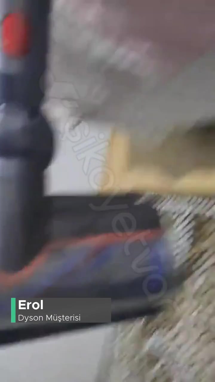 Dyson Süpürgemin Başlığının Kırılması! videonun kapak resmi
