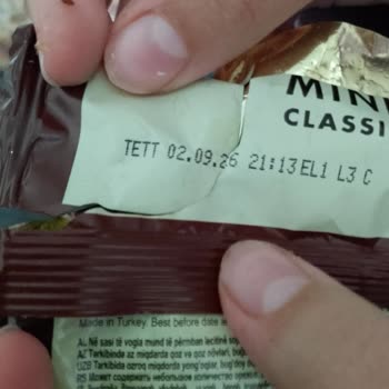 Bozulmuş Magnum Mini Bademli Dondurma Deneyimi