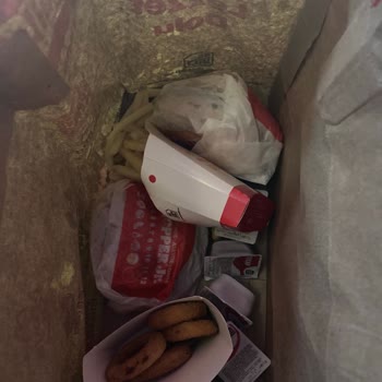 Burger King Eksik Sipariş Ve Yanlış Ürün Teslimatı