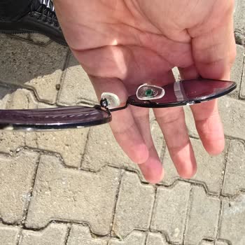 Atasun Optik Gözlüklerinde Boya Sorunu